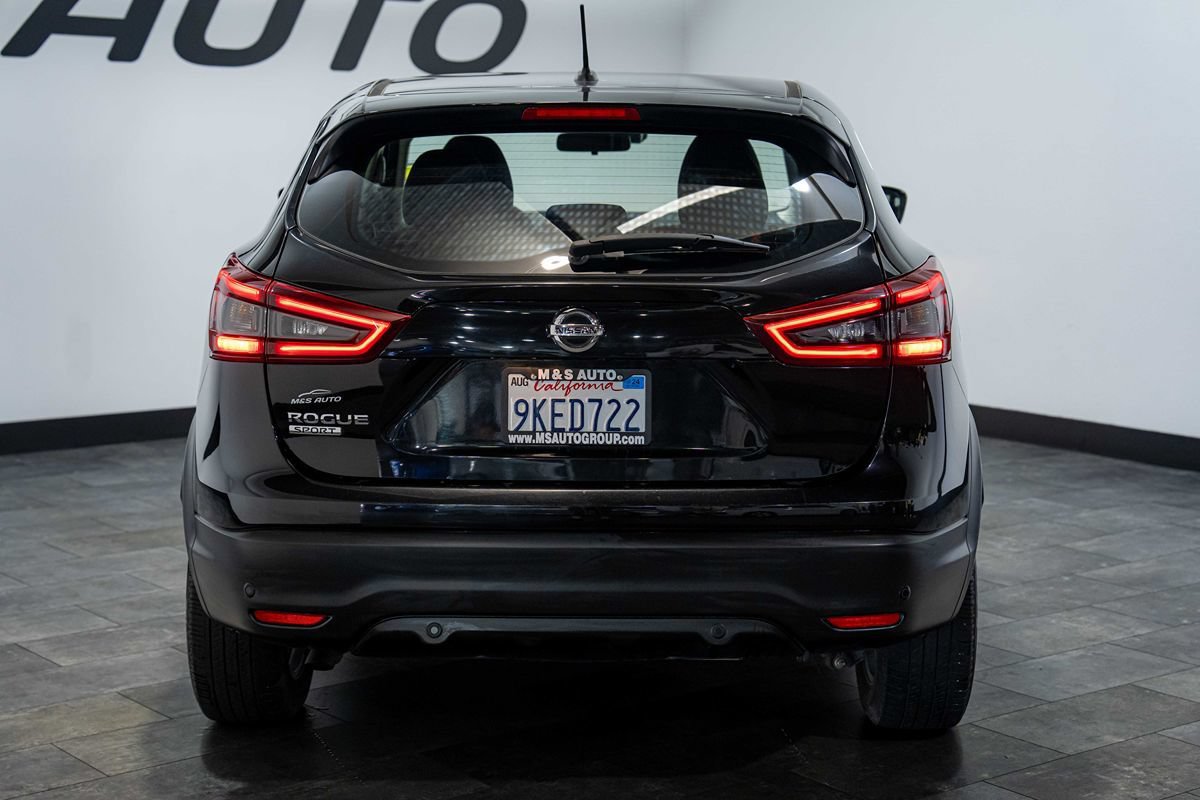 Used 2022 Nissan Rogue Sport S FWD image 3
