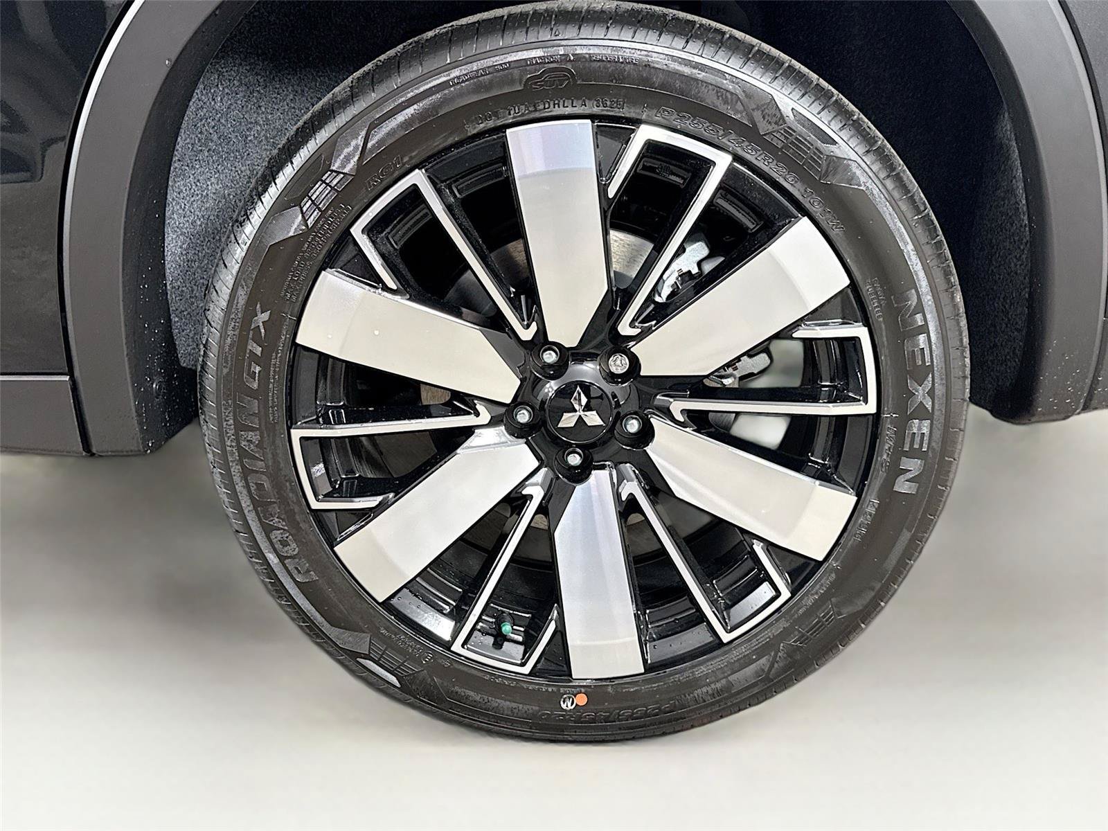 New 2026 Mitsubishi Outlander SE AWD/4WD image 32