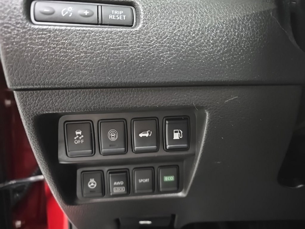 Used 2018 Nissan Rogue SL w/ Premium Package AWD/4WD image 15