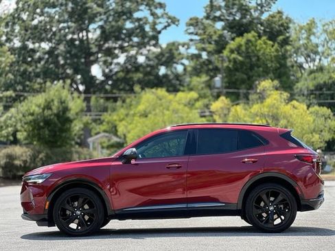 Used 2022 Buick Envision Essence w/ Technology Package II FWD image 8