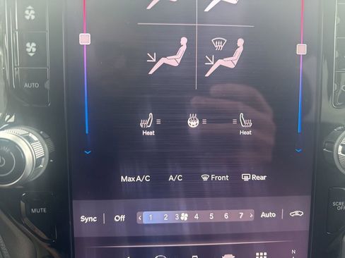 Used 2025 RAM 2500 Big Horn image 6