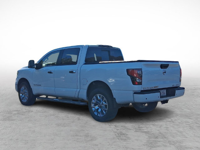 Used 2021 Nissan Titan SL w/ Moonroof Package AWD/4WD image 4