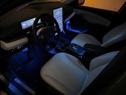 Certified 2023 Ford Mustang Mach-E Premium AWD/4WD image 9