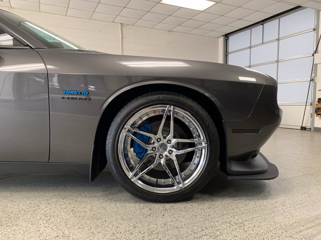Used 2022 Dodge Challenger R/T w/ Blacktop Package RWD image 10