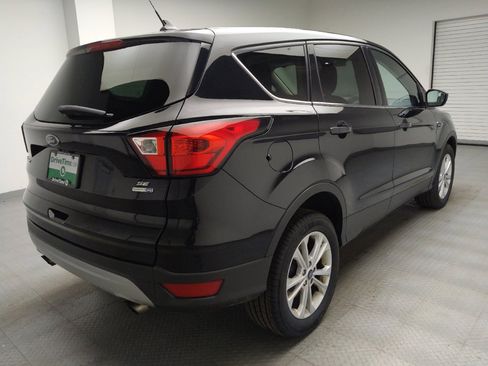 Used 2019 Ford Escape SE AWD/4WD image 9
