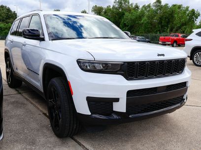 Used 2023 Jeep Grand Cherokee L Laredo
