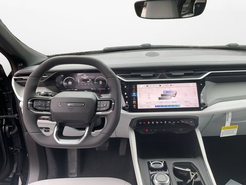 New 2026 Jeep Cherokee Limited image 10