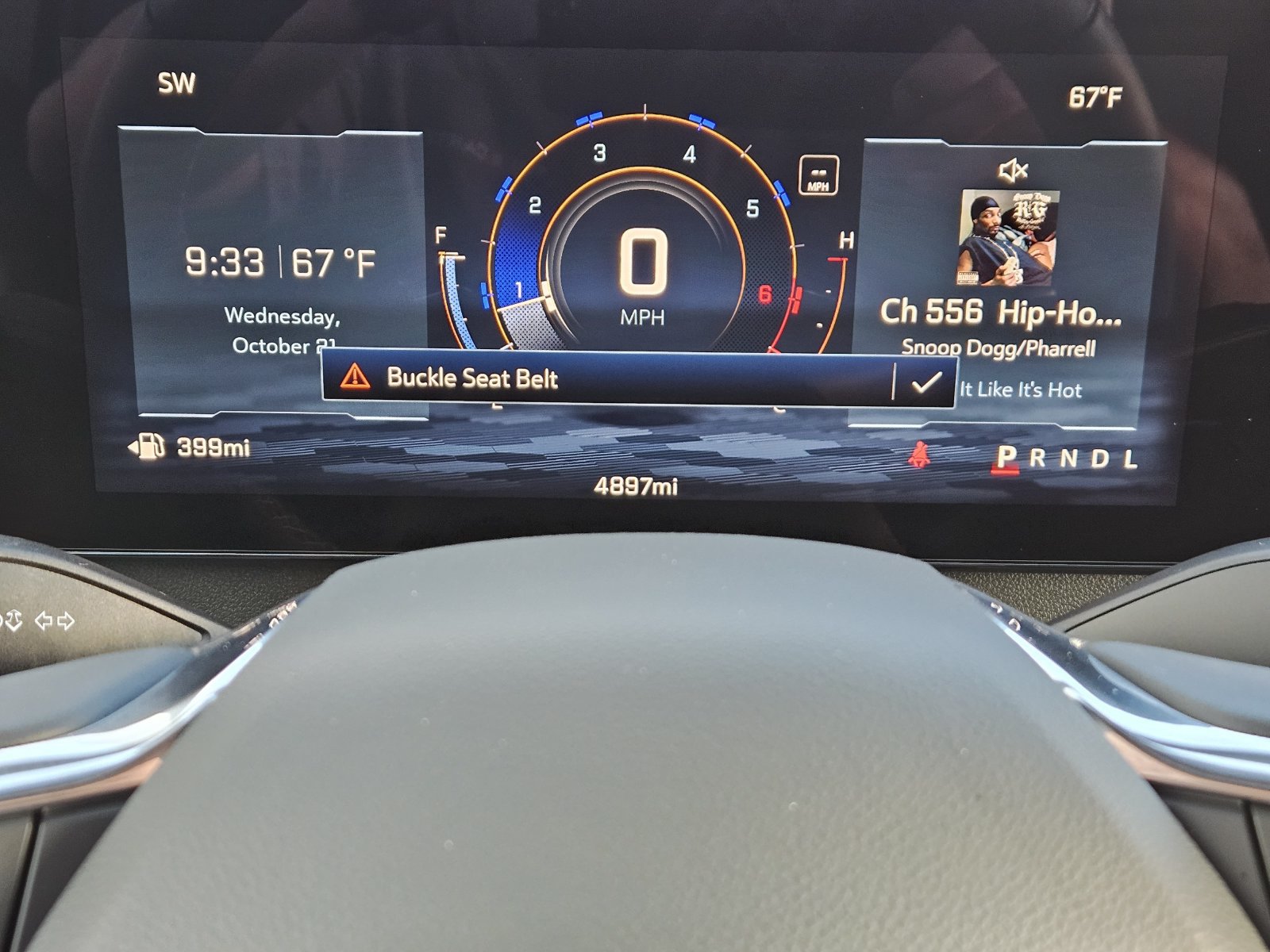 New 2027 Chevrolet Traverse LT w/ Midnight/Sport Edition FWD image 17