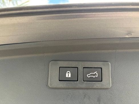 Used 2025 Subaru Outback Onyx Edition XT AWD/4WD image 19