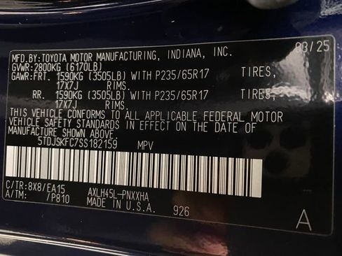 Used 2025 Toyota Sienna XLE w/ XLE Plus Package image 27