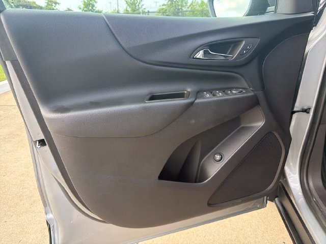 Used 2024 Chevrolet Equinox LT AWD/4WD image 12