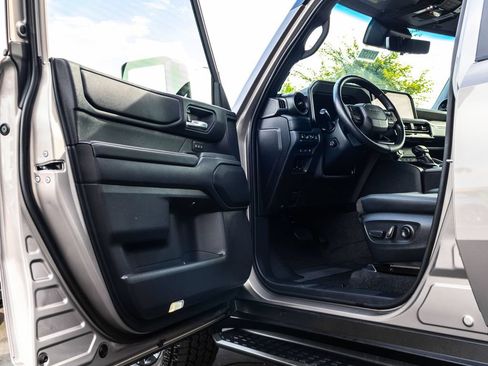Used 2026 Toyota Land Cruiser w/ Premium Package AWD/4WD image 18