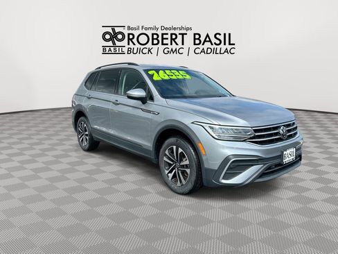 Used 2023 Volkswagen Tiguan S AWD/4WD image 2