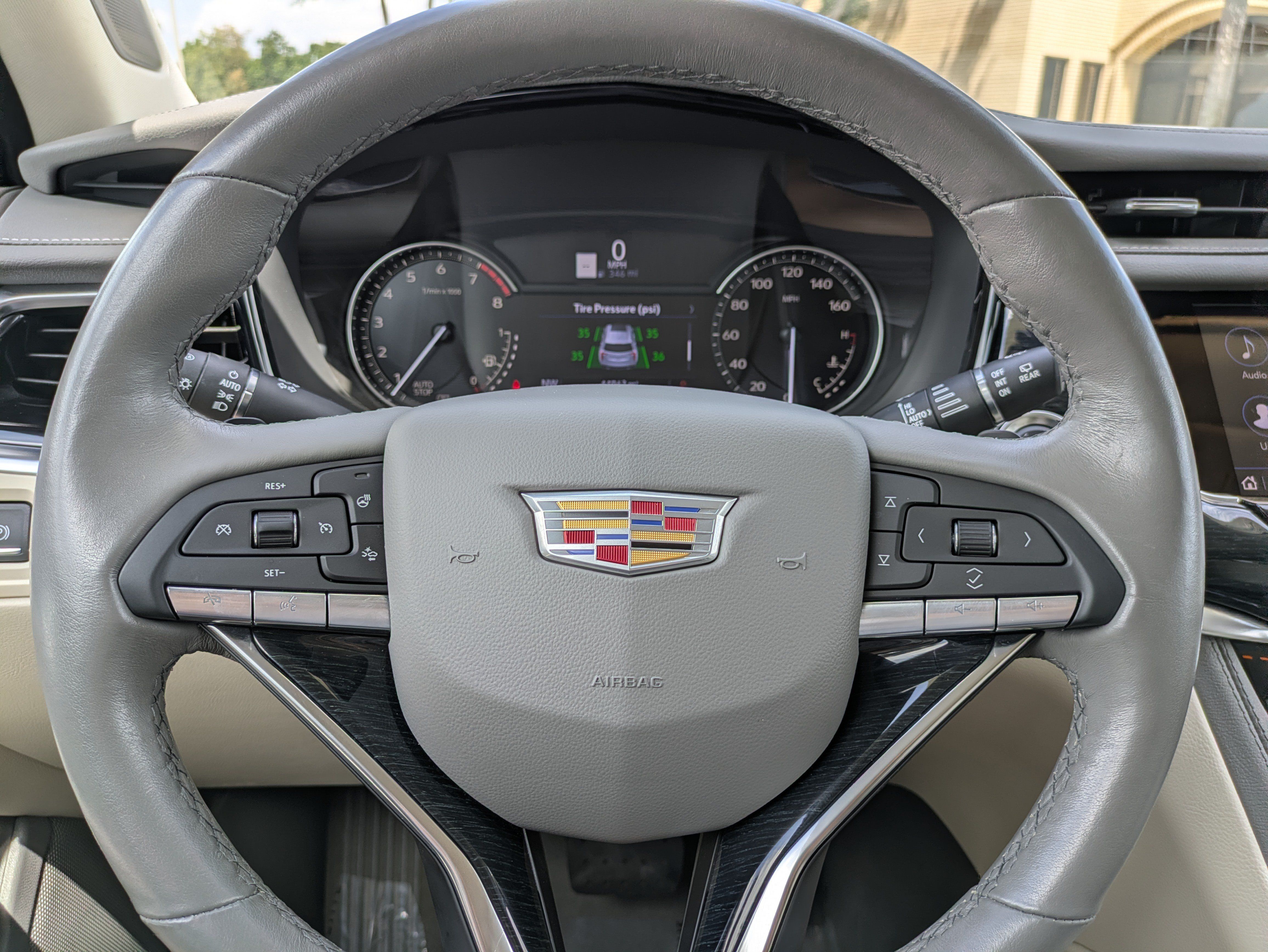Certified 2024 Cadillac XT6 Premium Luxury FWD image 24