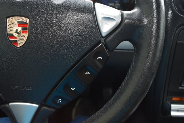 Used 2010 Porsche Cayenne AWD/4WD image 27