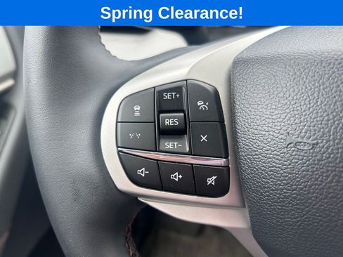 Used 2026 Ford Explorer Active AWD/4WD image 37
