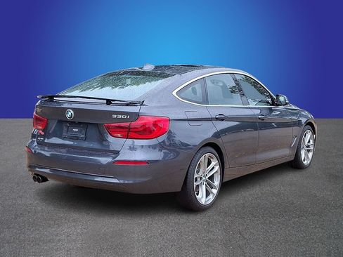 Used 2018 BMW 330i Gran Turismo xDrive AWD/4WD image 4