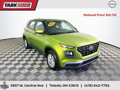 Used 2021 Hyundai Venue SE w/ Cargo Package