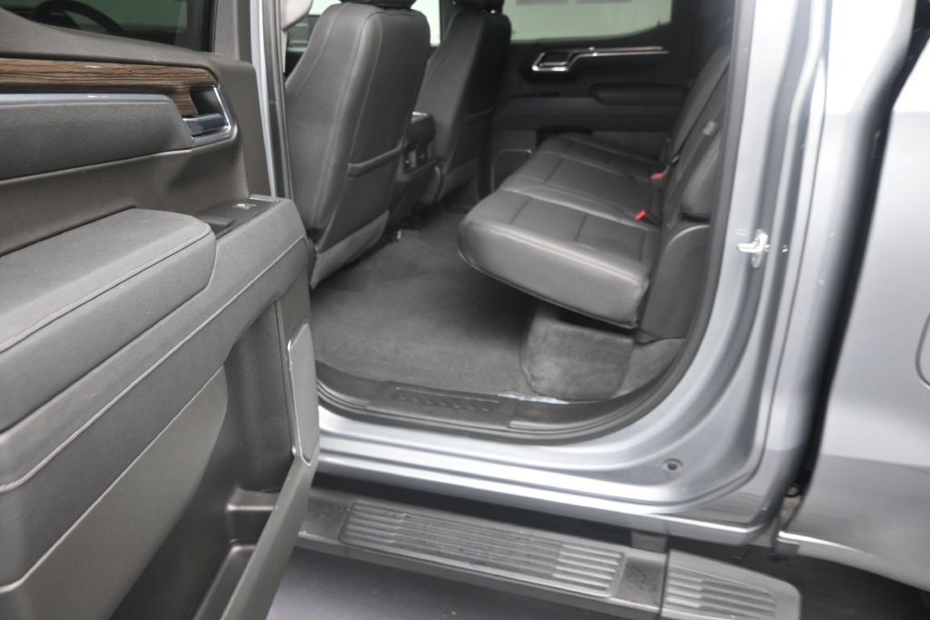 Used 2025 Chevrolet Silverado 1500 LT Trail Boss w/ Convenience Package II AWD/4WD image 12