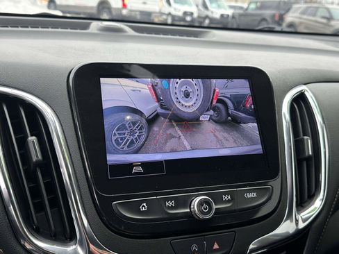 Used 2023 Chevrolet Equinox Premier image 28