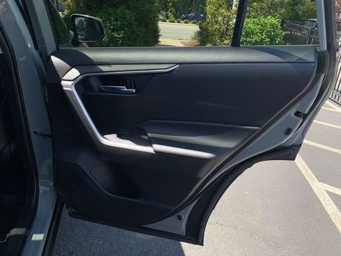 Used 2021 Toyota RAV4 XLE Premium AWD/4WD image 11