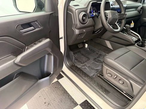 New 2026 Chevrolet Colorado Trail Boss AWD/4WD image 29