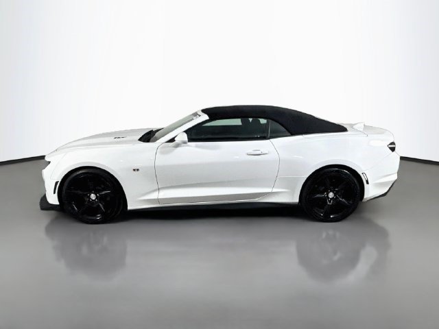 Used 2019 Chevrolet Camaro LT RWD image 6