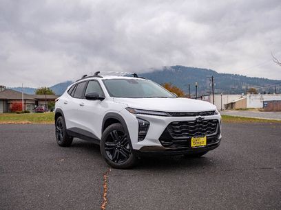 Used 2025 Chevrolet Trax ACTIV w/ Driver Confidence Package