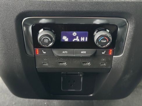 New 2025 Chevrolet Tahoe Premier image 11