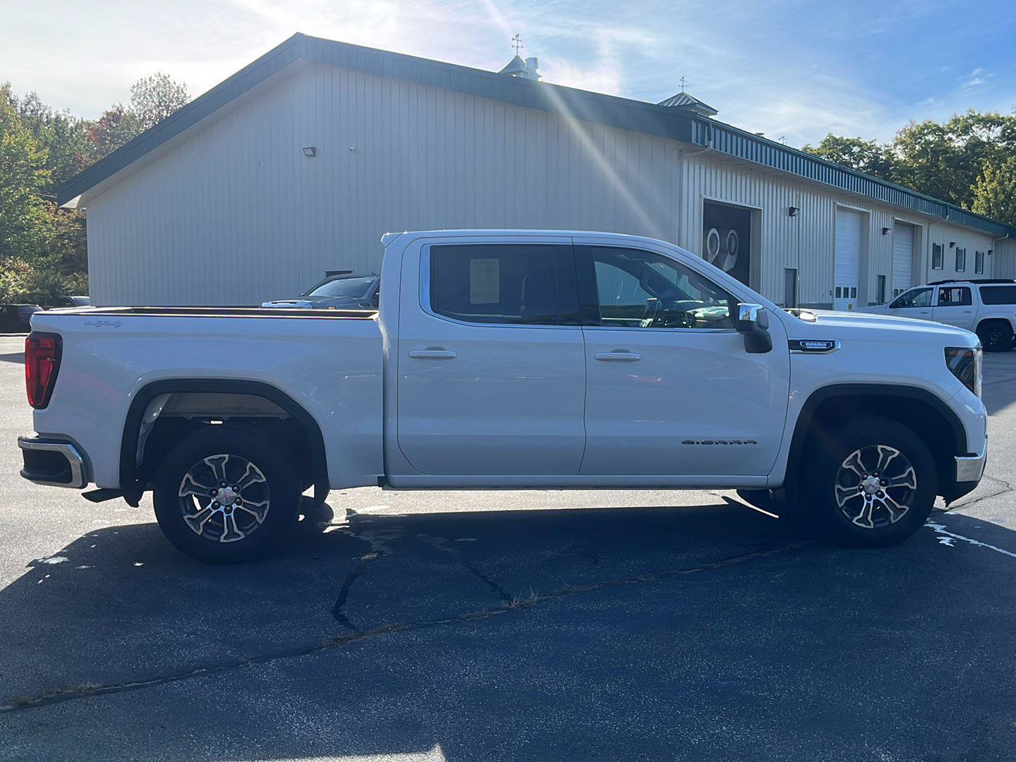 Certified 2024 GMC Sierra 1500 SLE AWD/4WD image 6