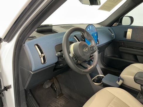 Certified 2025 MINI Cooper Countryman S image 19
