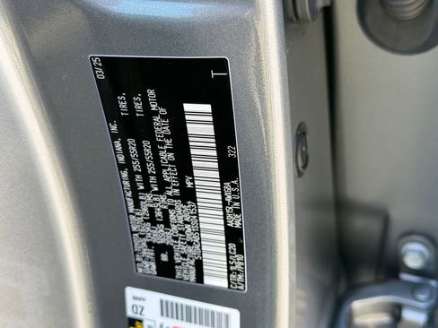 Used 2025 Toyota Grand Highlander AWD Hybrid image 29