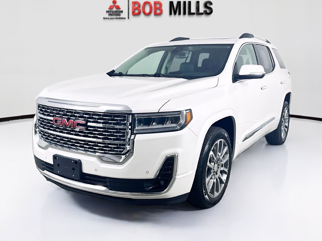 Used 2023 GMC Acadia Denali w/ Trailering Package AWD/4WD image 3
