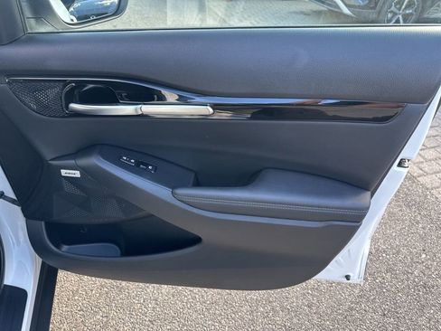 Used 2024 Kia Seltos SX image 33