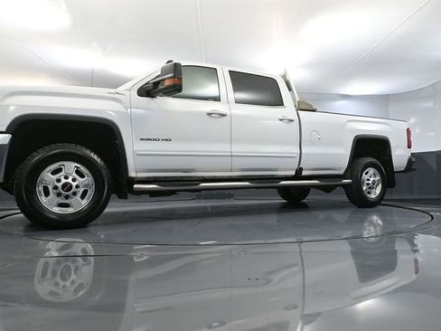 Used 2018 GMC Sierra 2500 SLE image 53
