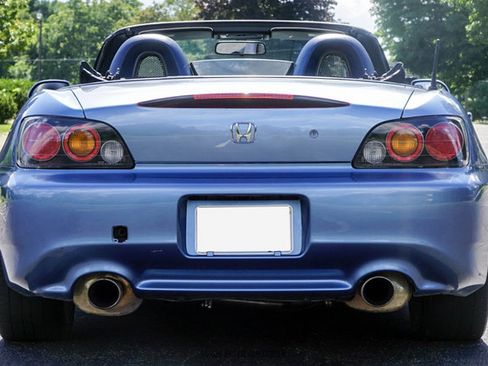 Used 2004 Honda S2000 image 5