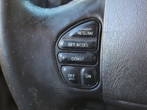 Used 2005 Ford F350 Lariat RWD image 16