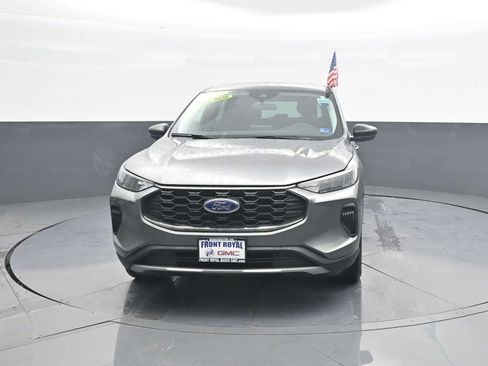 Used 2025 Ford Escape Active AWD/4WD image 3