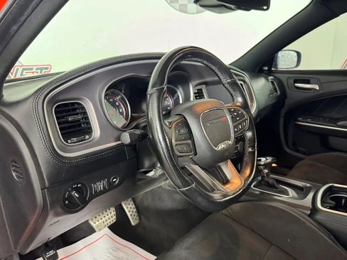 Used 2020 Dodge Charger Scat Pack RWD image 10