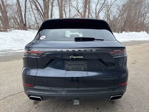 Used 2020 Porsche Cayenne E-Hybrid image 4