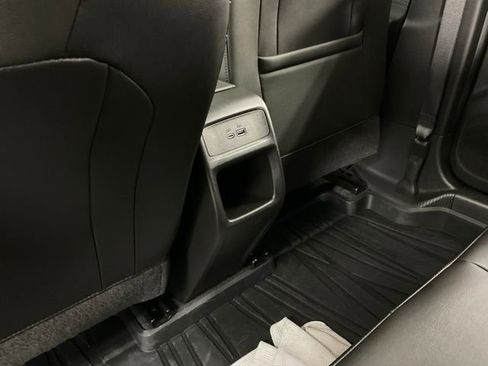 Used 2024 Buick Envista Sport Touring w/ Convenience I Package image 17