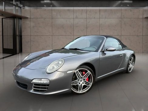 Used 2010 Porsche 911 Carrera 4S image 17