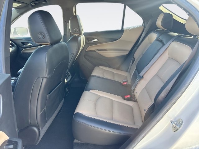 Used 2022 Chevrolet Equinox Premier AWD/4WD image 22