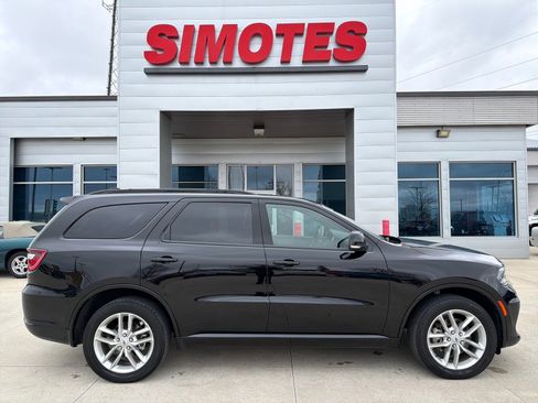 Used 2025 Dodge Durango GT image 1