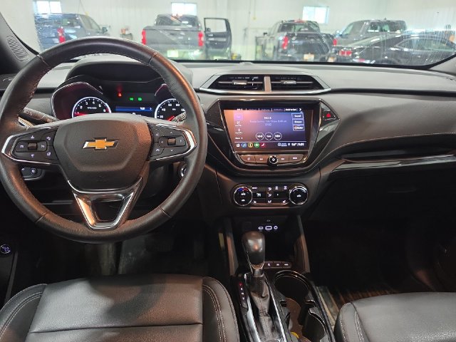 Used 2022 Chevrolet TrailBlazer ACTIV w/ Sun and Liftgate Package AWD/4WD image 4