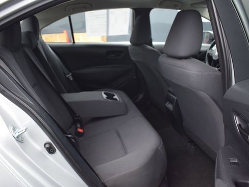 Used 2024 Toyota Corolla LE FWD image 11