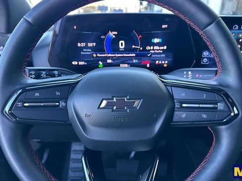 Certified 2024 Chevrolet Blazer EV RS image 30