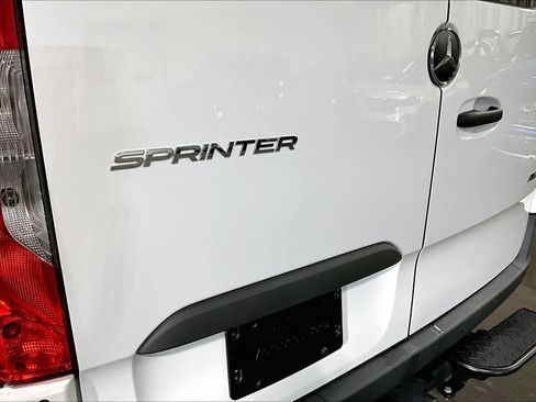 Used 2025 Mercedes-Benz Sprinter 2500 image 29