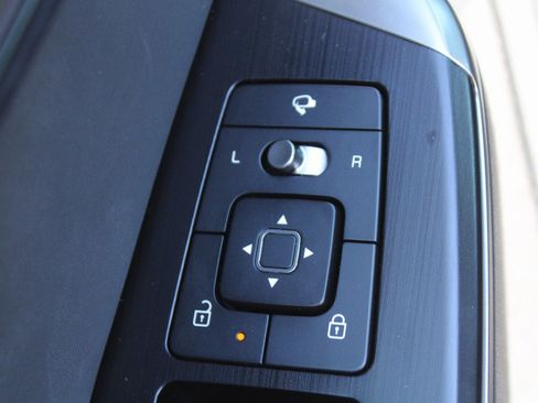 New 2025 Kia EV6 Wind image 21