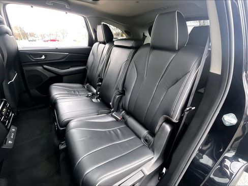 Used 2023 Acura MDX SH-AWD w/ Advance Package image 31